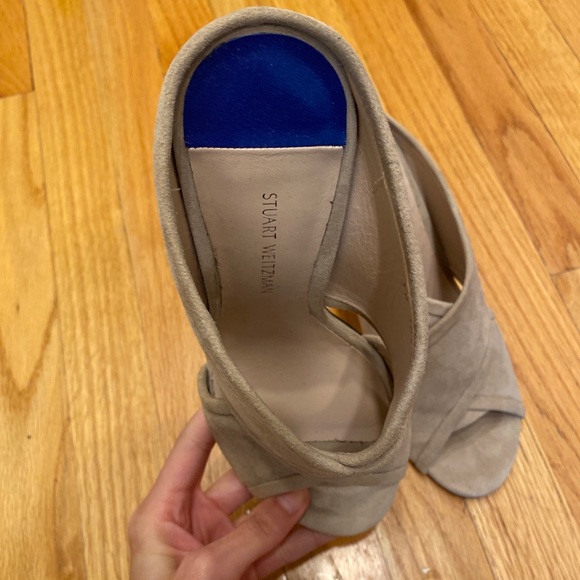 🌹SOLD🌹Stuart Weitzman Sam Nude Suede Heels - Picture 9 of 12